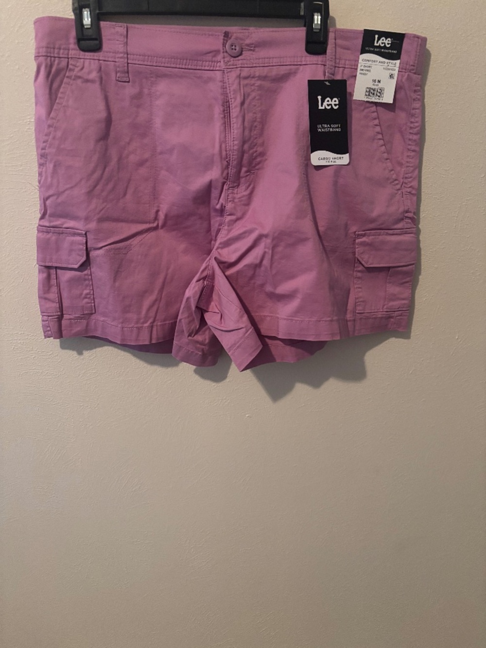Lee Women's Purple Mid Rise Cargo Short - Size 16M